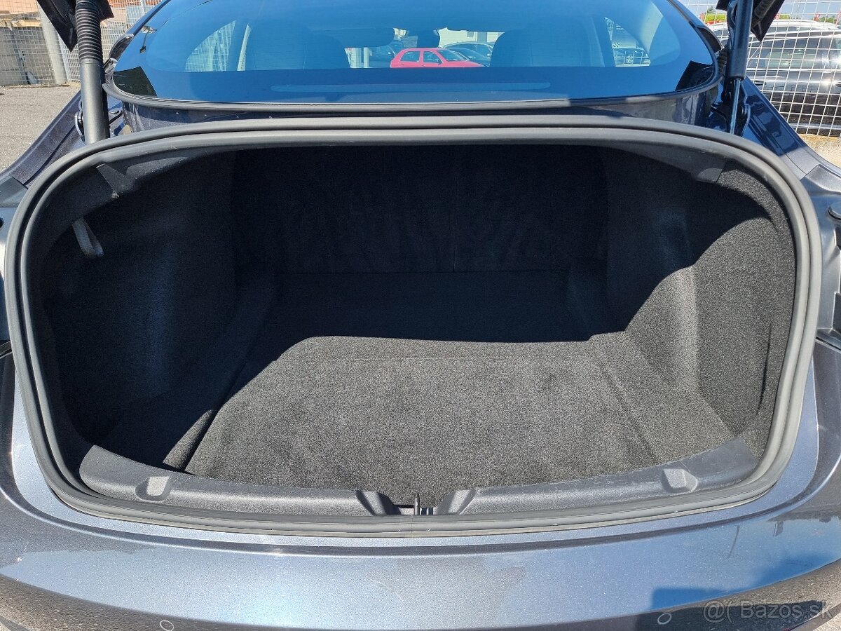 Tesla Model 3 Standard Range Plus RWD za 25.900,- EUR s DPH - 7