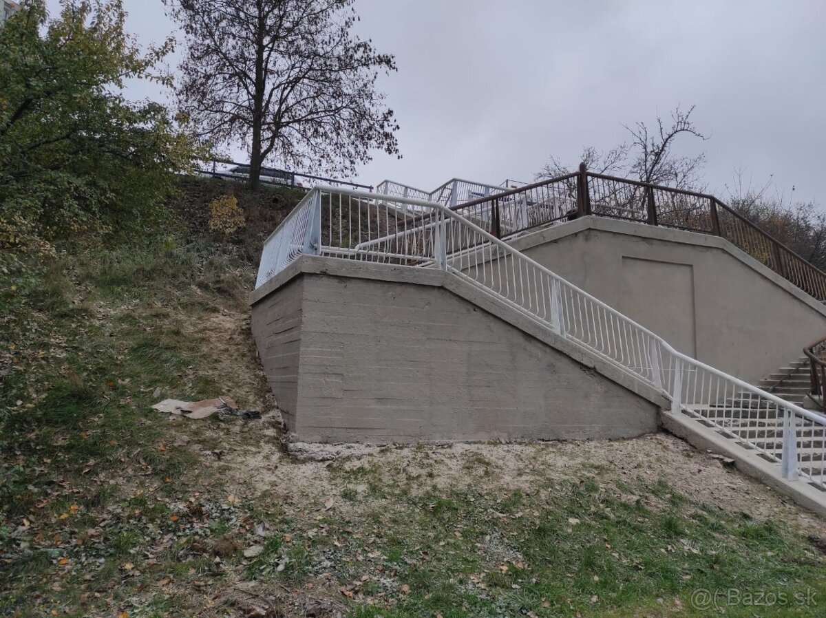 Pieskovanie kameňa, betónu a tehál - 7