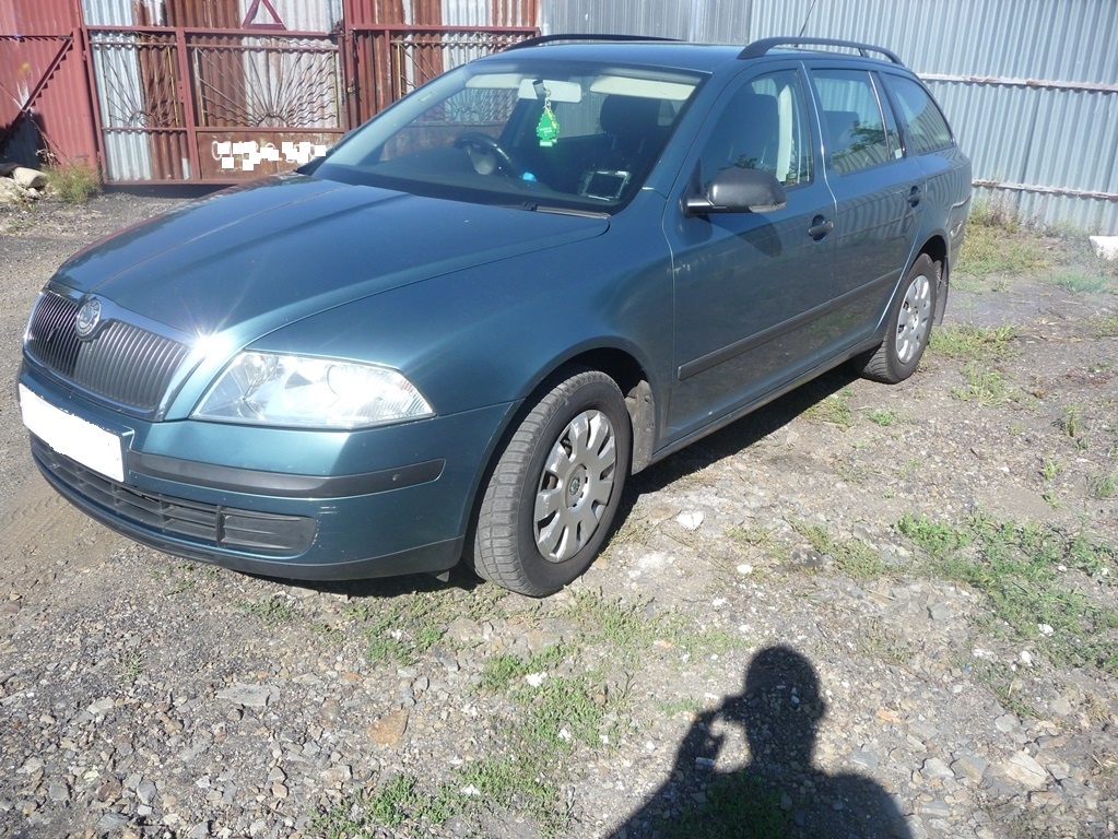 Škoda Octavia II. ................nahradne diely - 7