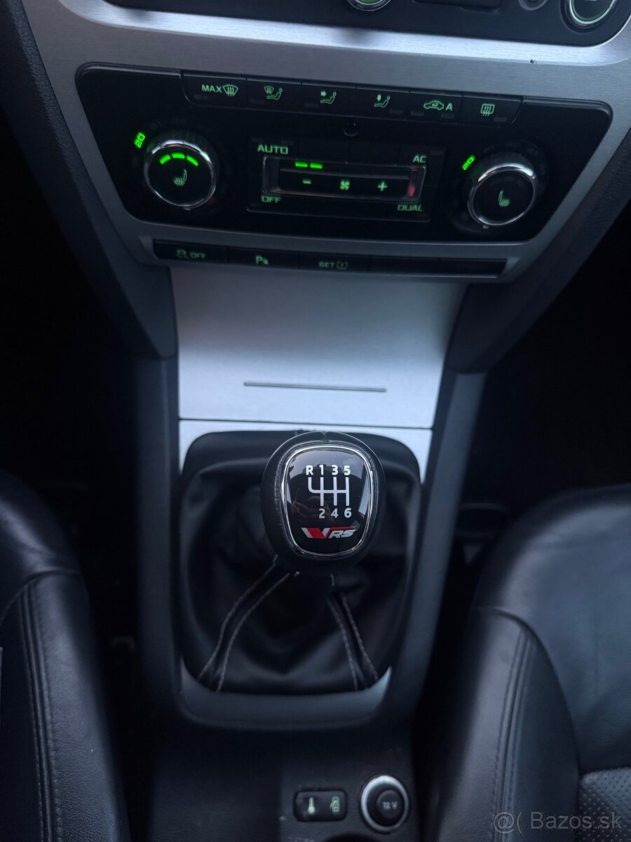 Škoda Octavia Combi RS 2 125kW - 7