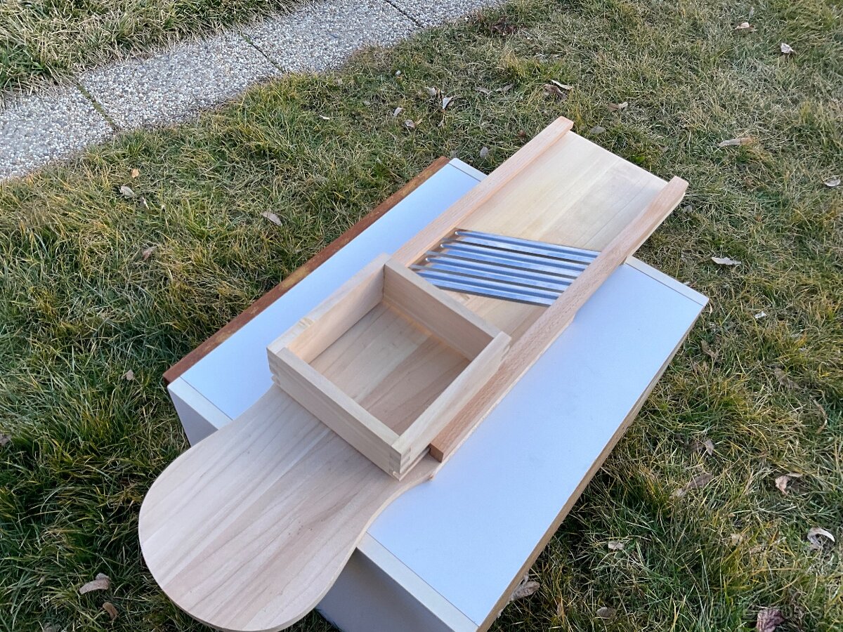 4-Nožová rezačka na kapustu a ovocie 915 mm. - 7