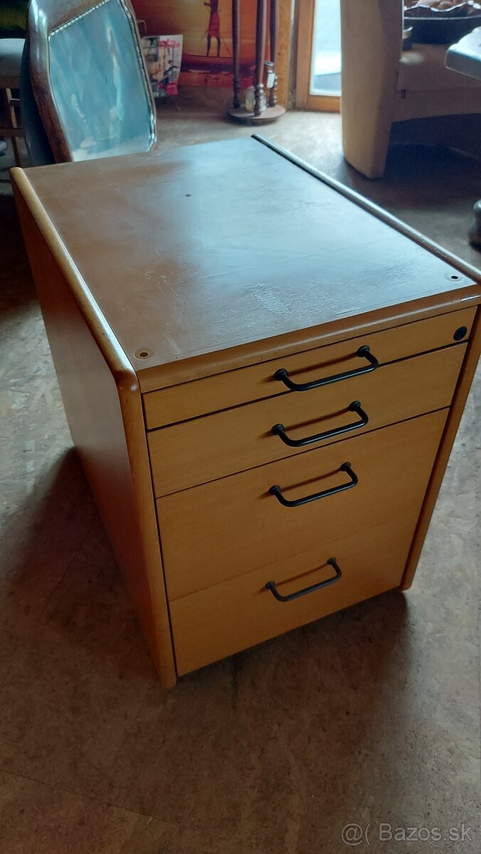 Predám drevenú posteľ - 7