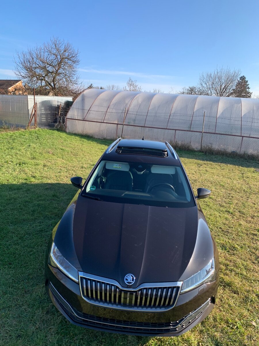 Škoda superb combi PREMIUM/Virtual/147kw/pano/webasto/ťažné - 7