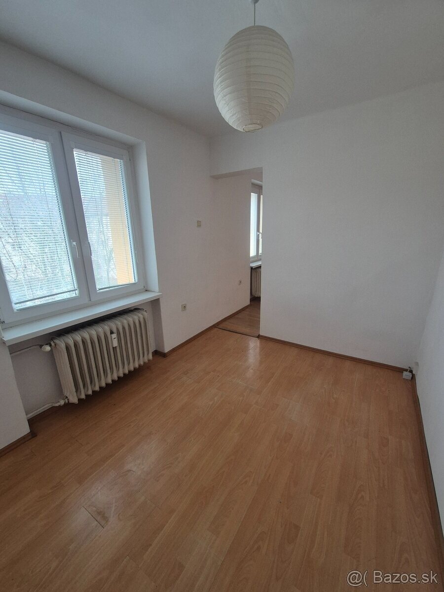 Predám 2 iz. byt, ul. Priateľstva, Komárno - 7