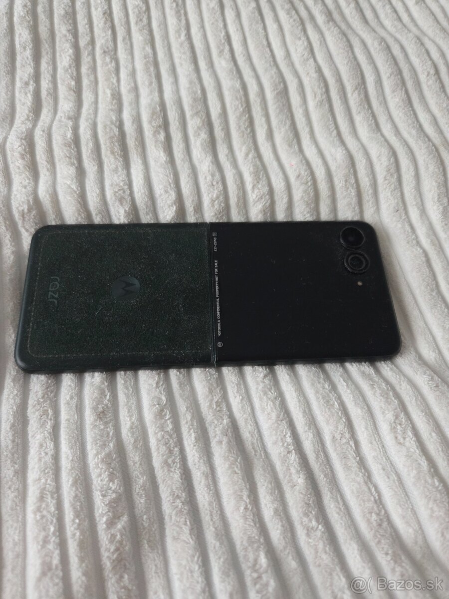 Moto razr 60 ultra - 7
