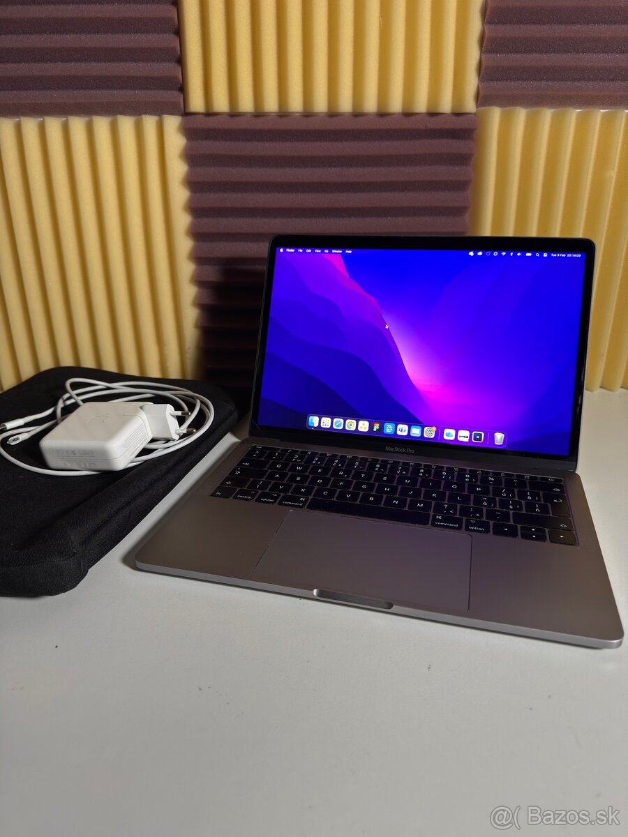 Predám MacBook Pro 13” 2017 - 7
