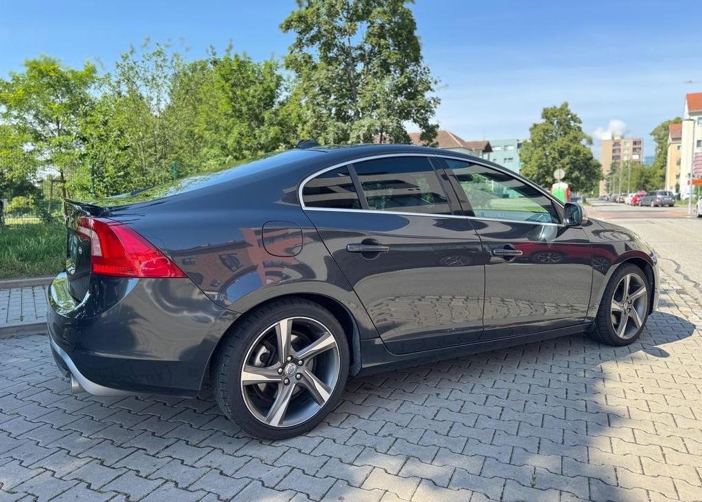 Volvo S60, 2.4D5 R-Design servis.historie - 7