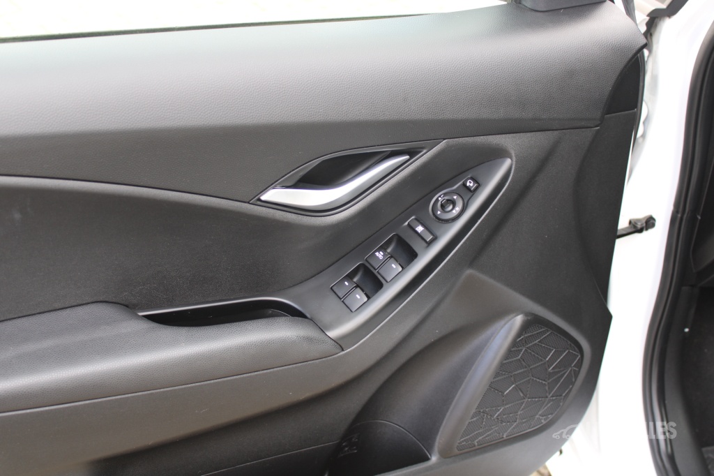 Hyundai IX20 1,6 CRDi 94 kW - 7