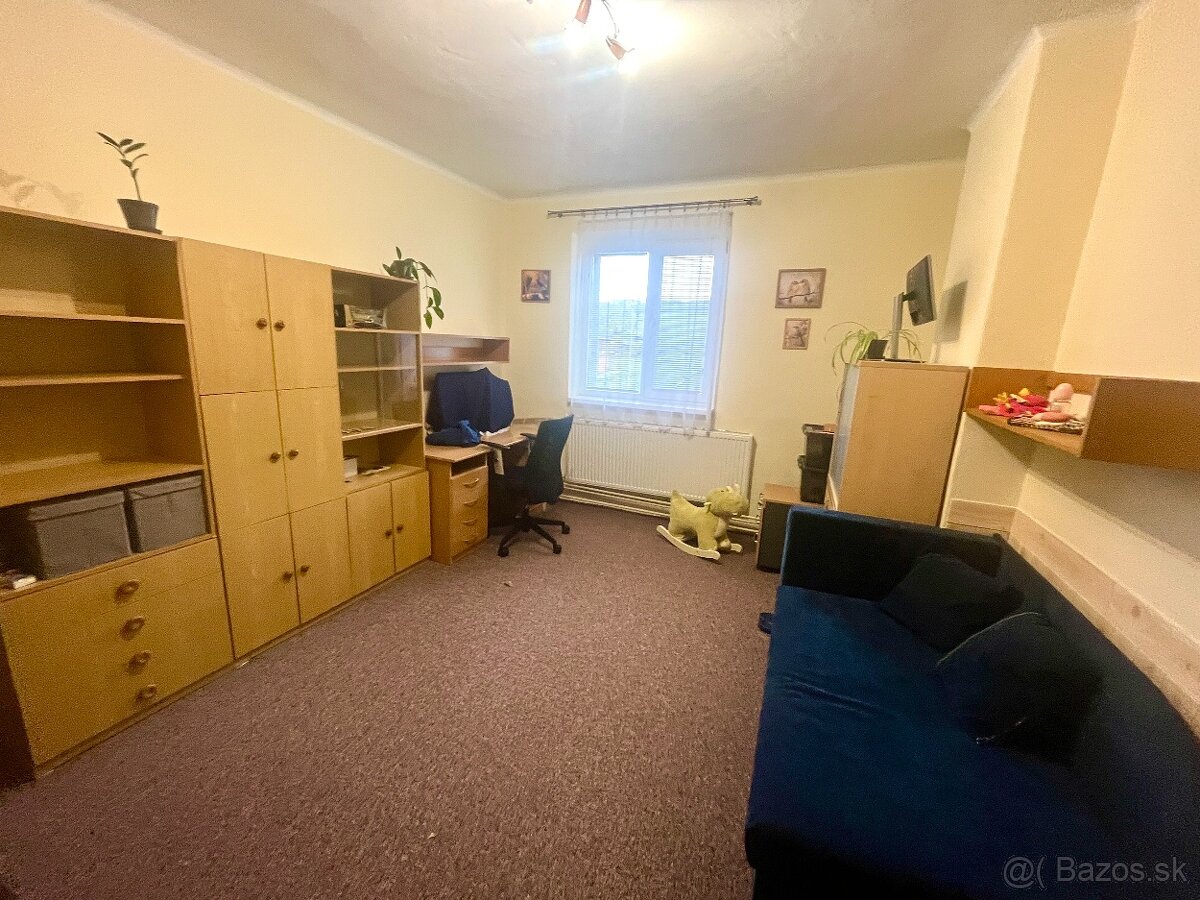 Dvojgeneračný 6 - izbový rodinný dom - Nižná Myšľa - 7