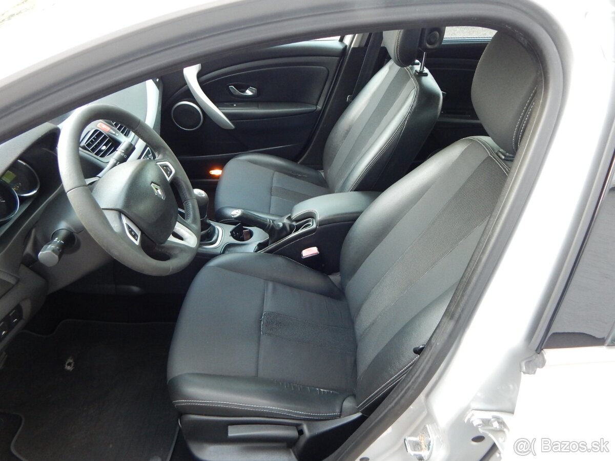 Renault Fluence 1.6 16V Confort - 7