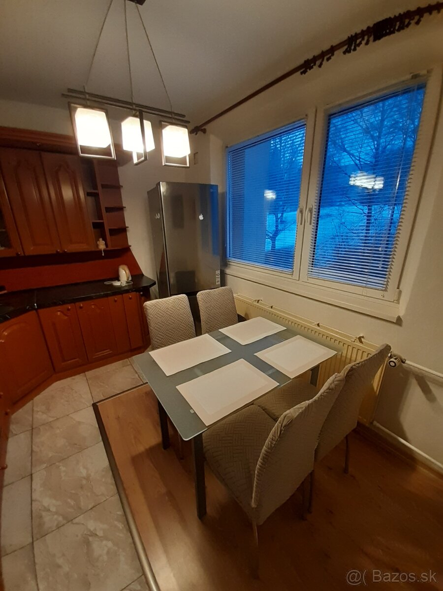 Prenájom 3 izbového bytu - 7