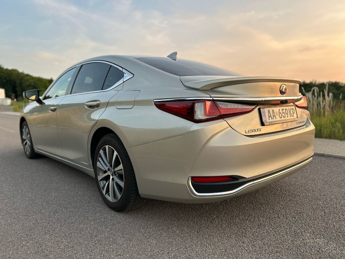 LEXUS ES300h, 1.majiteľ - 7