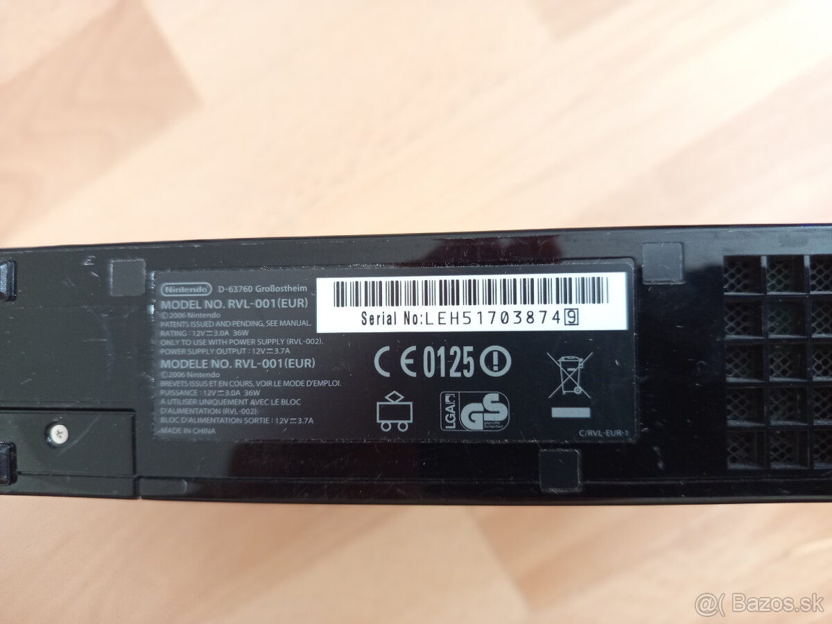 Nintendo Wii - konzola + 1 ovládač + 5 hier - 7