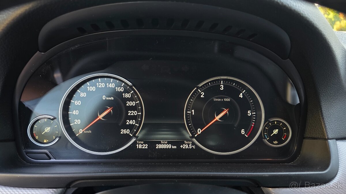 BMW F10 525xD M-paket - 7