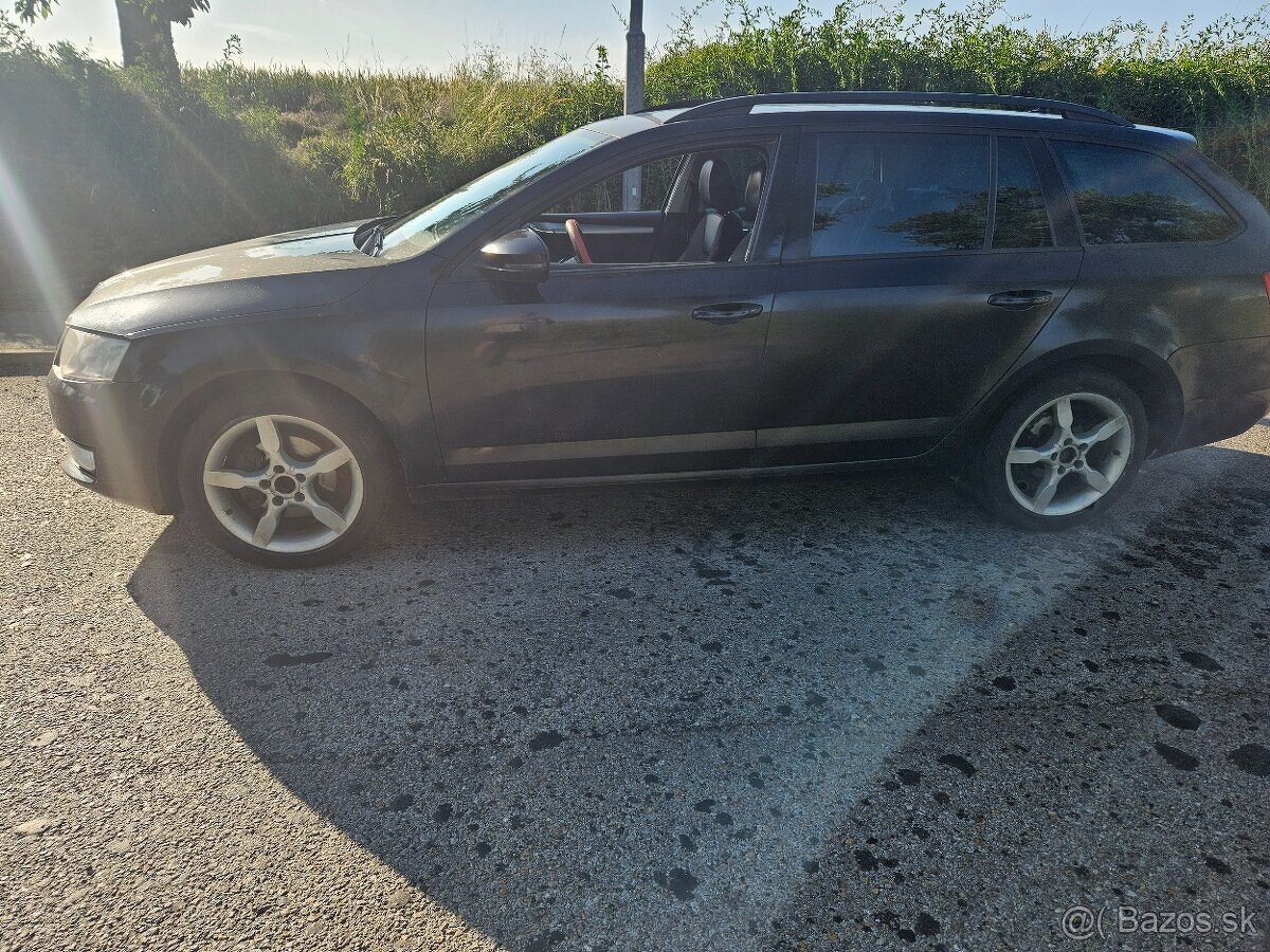 Škoda octavia 3 2.0tdi 110kw M6 - 7
