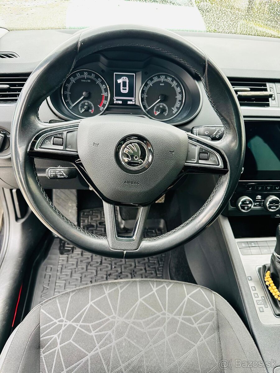 Škoda Octavia combi III - 7