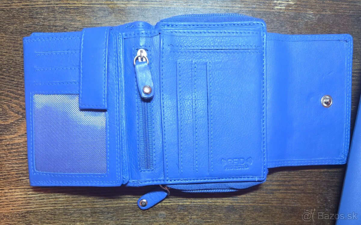 Pekná modrá kožená peňaženka - 7