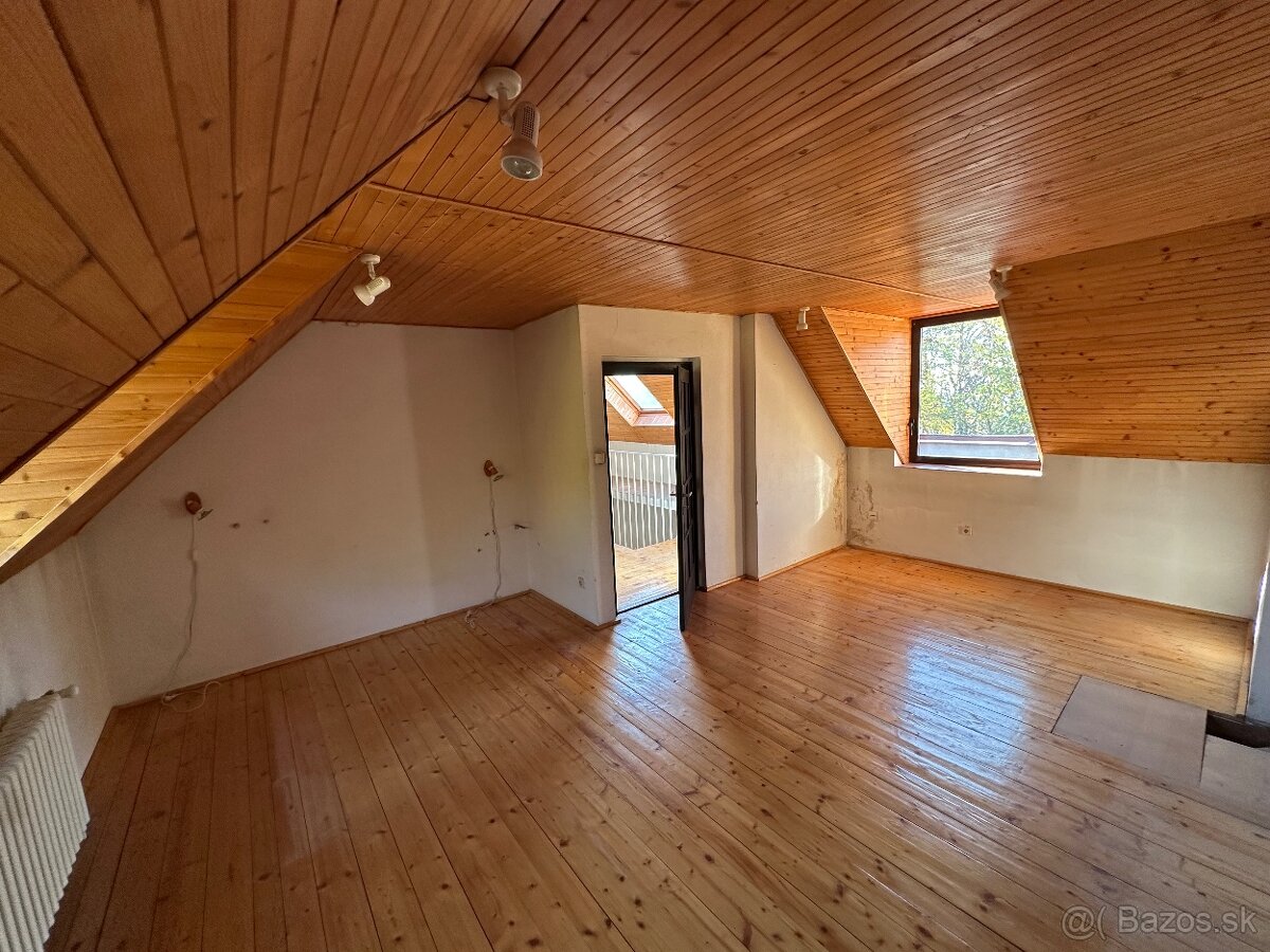 Na predaj dom v lukratívnej štvrti v centre Trenčína - 7