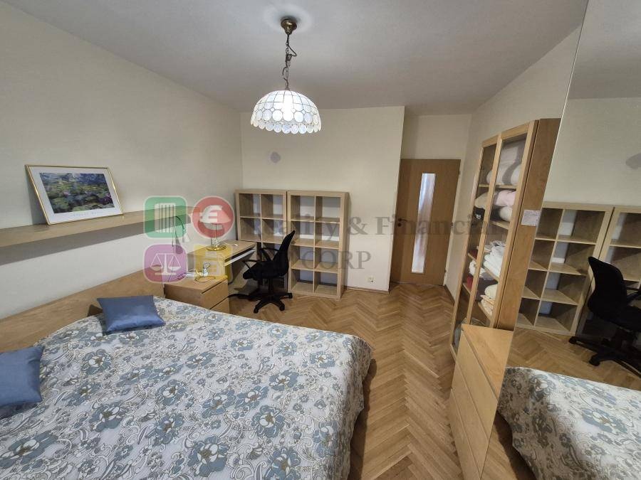 Predaj 3 izbový byt, Nitra-centrum,115 m2,garáž, záhradka - 7