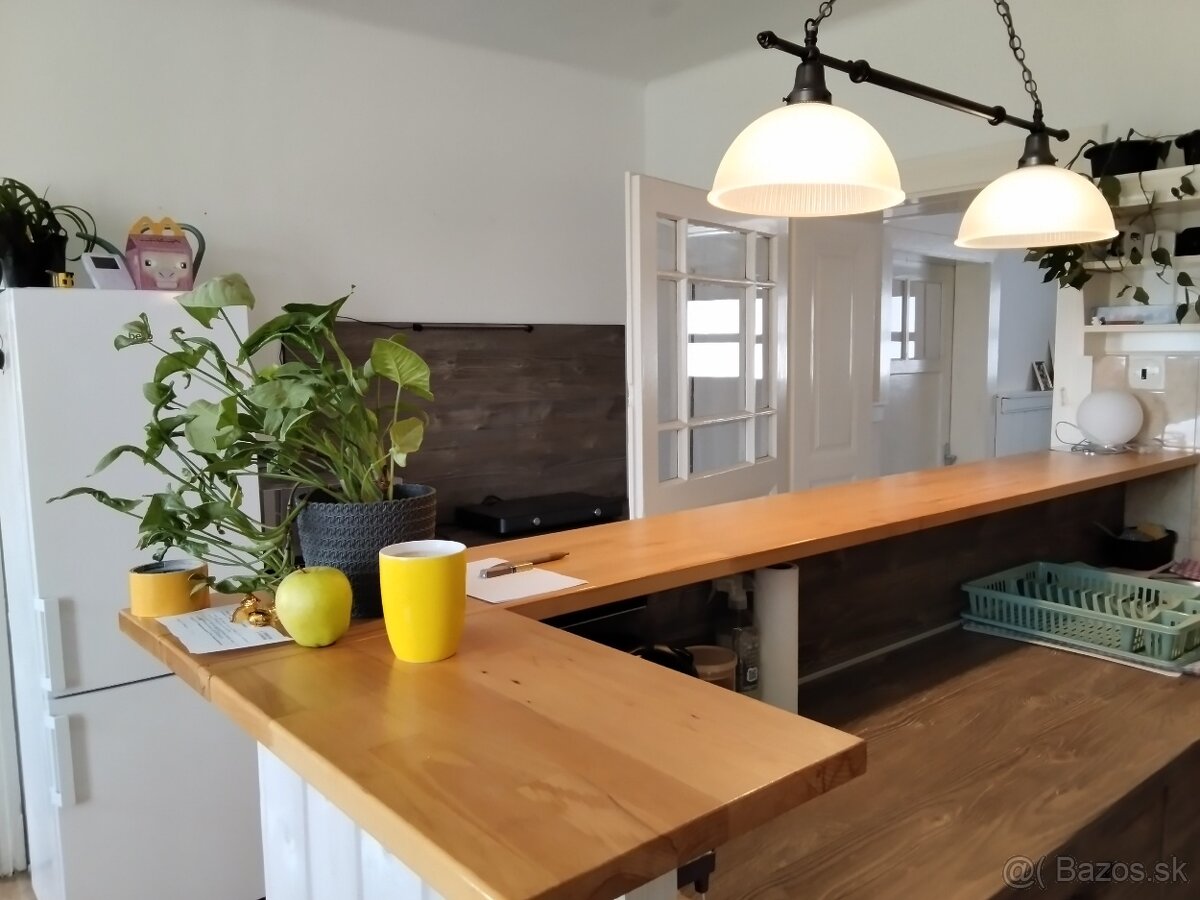 Na predaj zaujímavá nehnuteľnosť v - 7