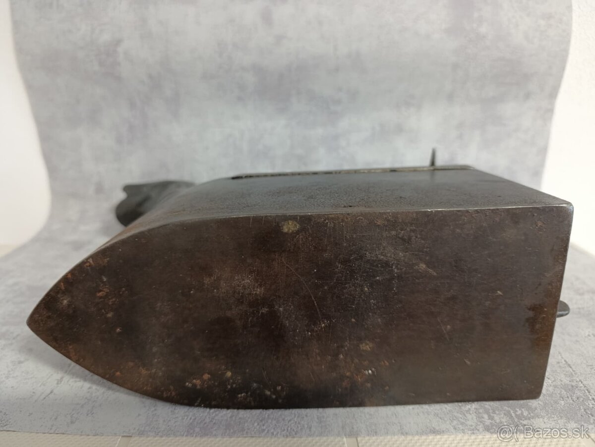 Obrovská komínová atypická žehlička, krásná, 9,65kg TOP - 7