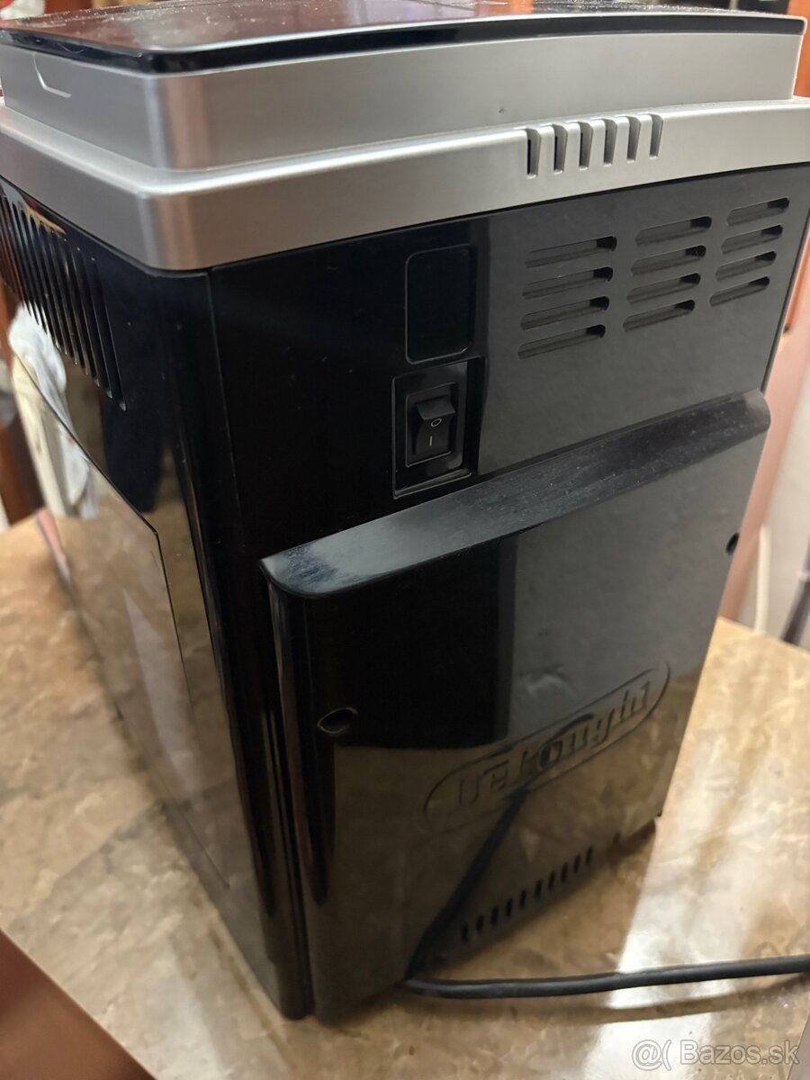 Kávivar DeLonghi Magnifica S - 7
