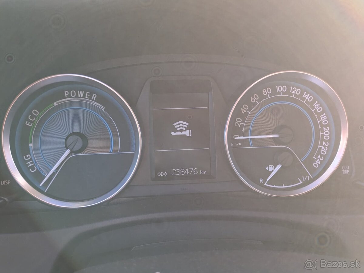 Toyota Auris TS 1.8 Hybrid - 7