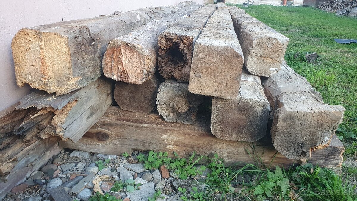Staré trámy - drevo - hranoly - 7