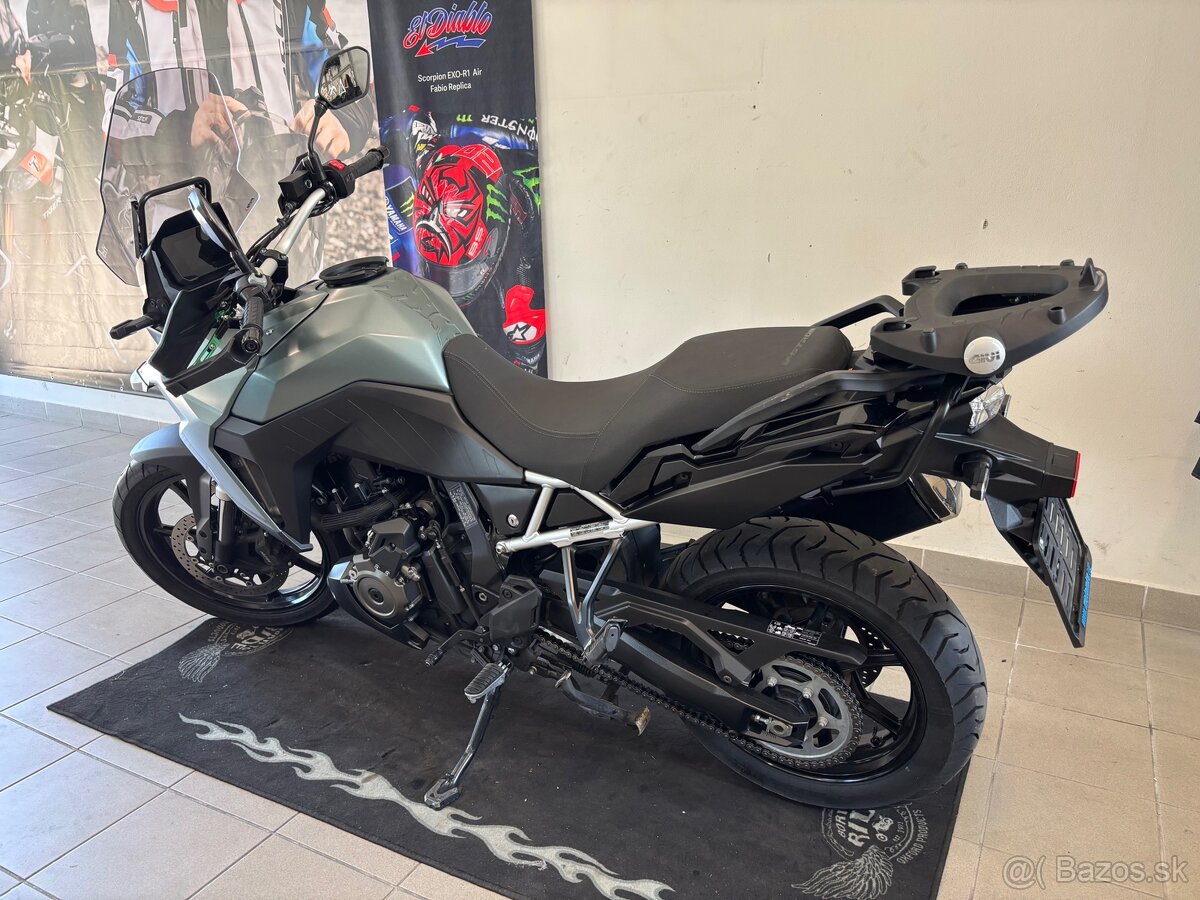 Suzuki DL800 V-Strom - 7