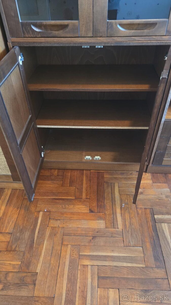 Darujem nabytkovu zostavu vo velmi dobrom stave - 7