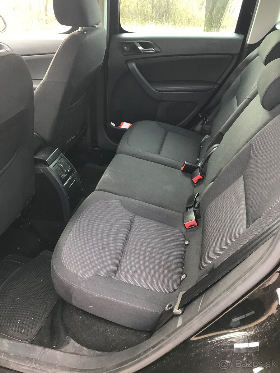 škoda Yeti 1.6 tdi automat prípadne vymením - 7