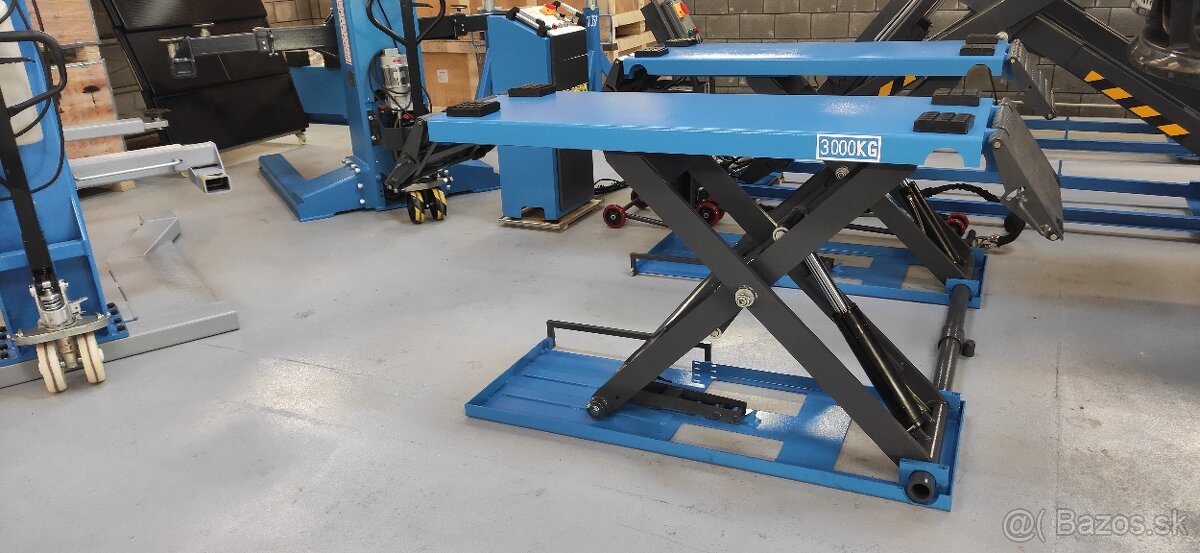 Mobilný nožnicový zdvihák 3-3500 kg/110-130 cmZÁRUKA - 7