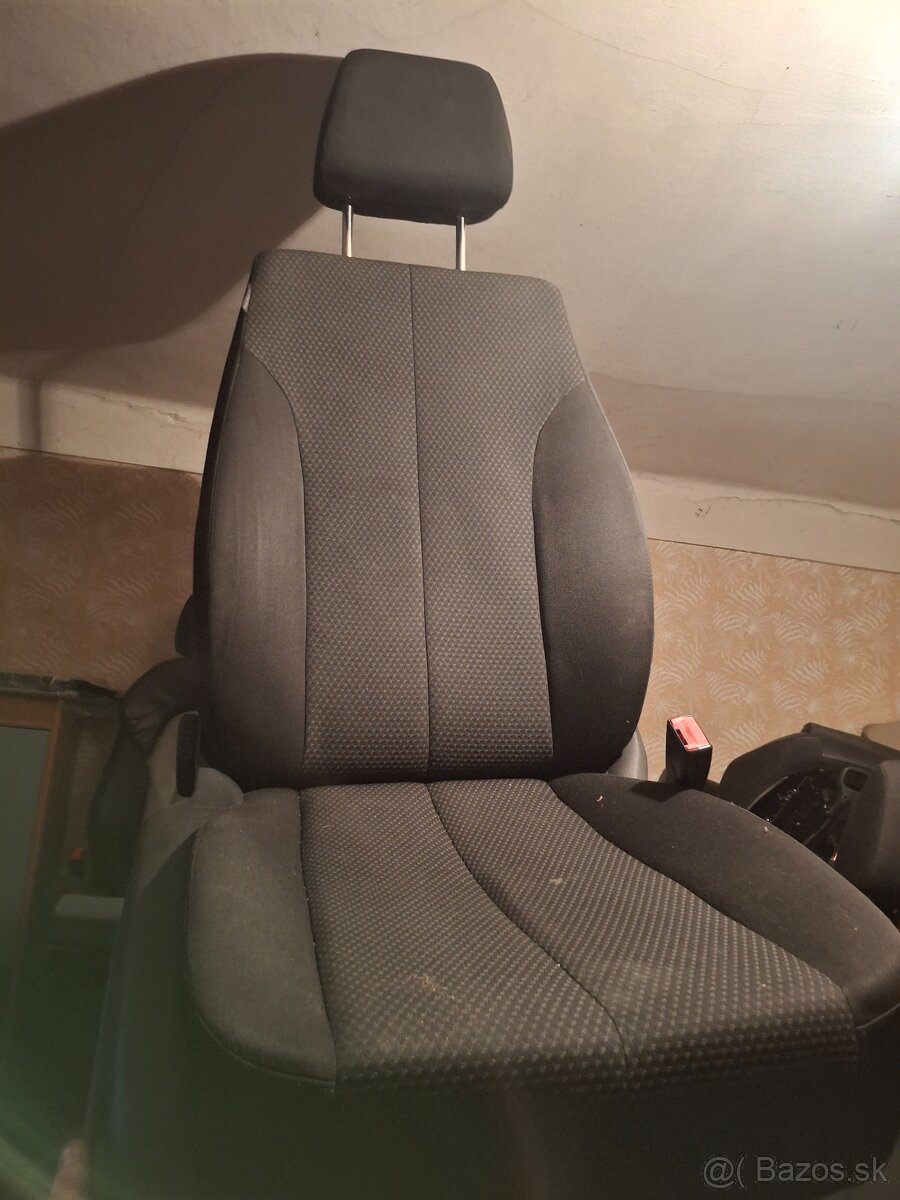 Sedacky passat b6 - 7