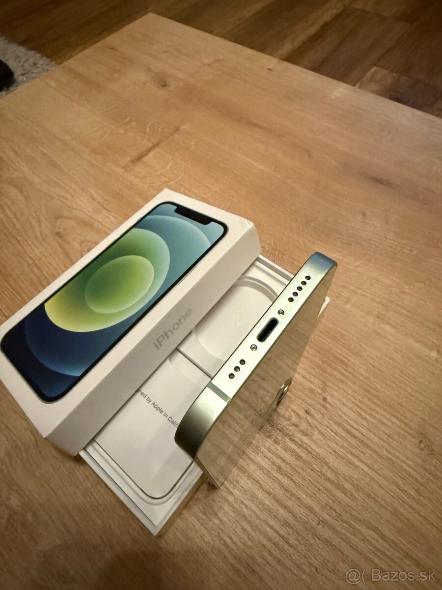 Apple iPhone 12 - 64GB - 7