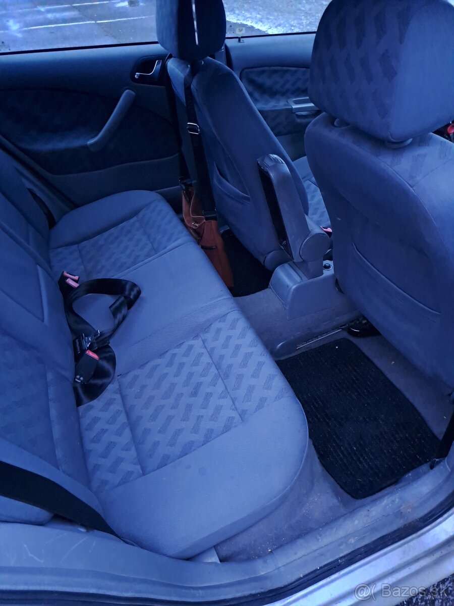 Škoda octavia 1 2.0 - 7