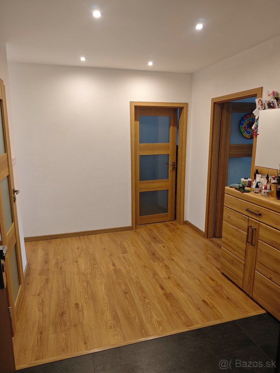 Predám 2 izbový byt - 7
