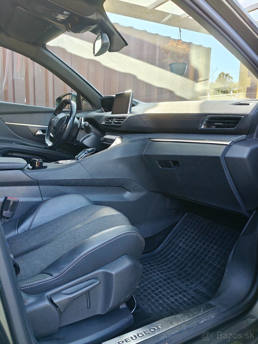 Peugeot 5008 GT AT - 7