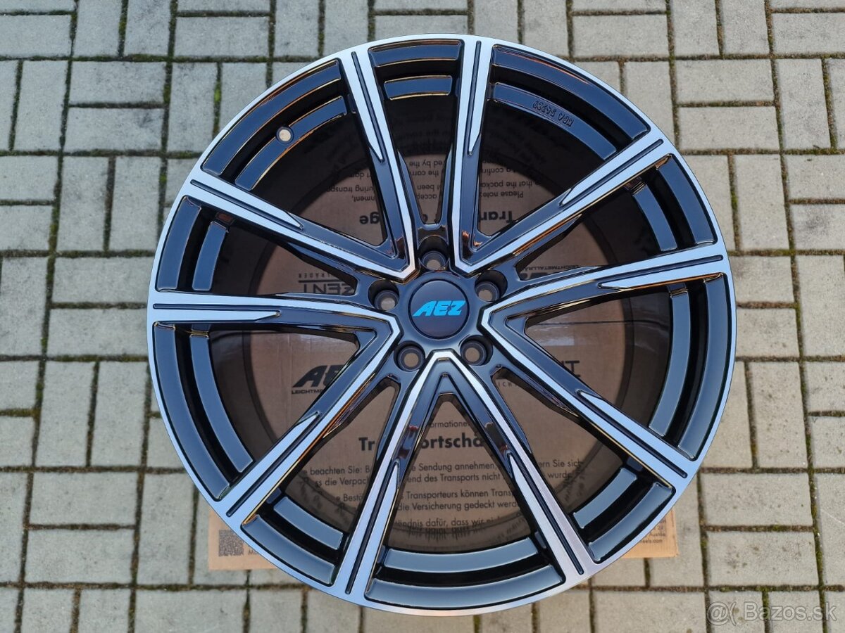 AEZ Montreal 8,5x20 5x112 black polished - 7
