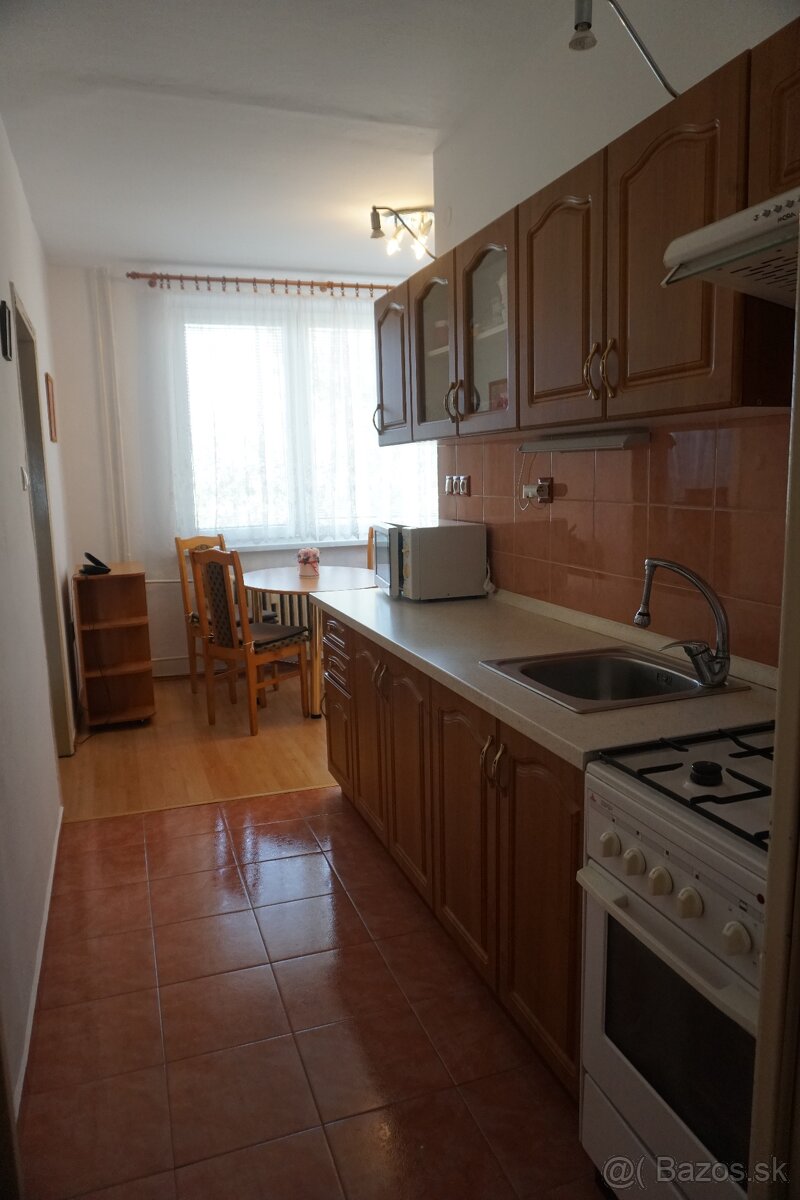Predaj zariadeného 3,5-i. bytu v Seredi – 73m², ul. D. Štúra - 7