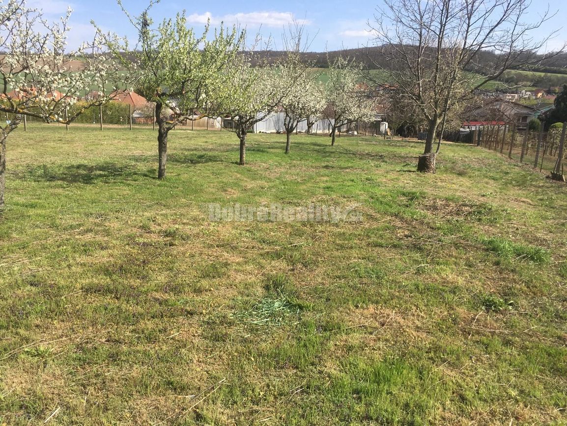 Dobré reality Vám ponúkajú na predaj stavebný pozemok v obci - 7