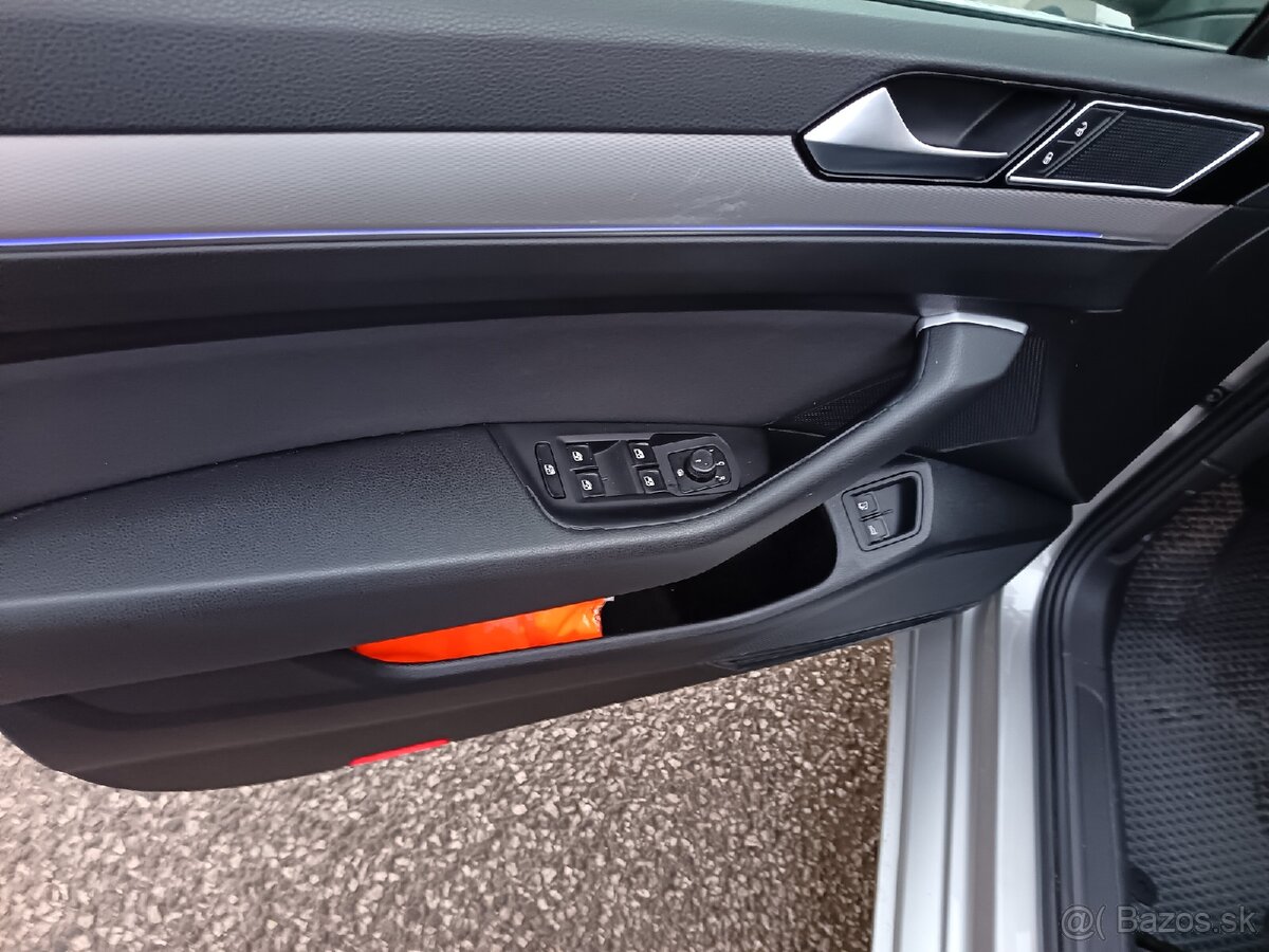 Predám Passat B8 GTE Hybrid r.v. 2017 - 7