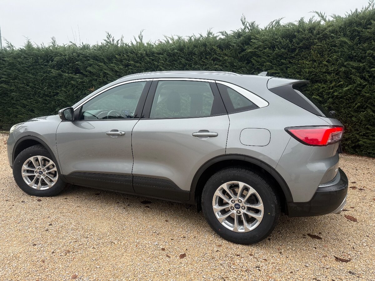 Ford Kuga SUV/Combi 110kw Automat TITANIUM - 7