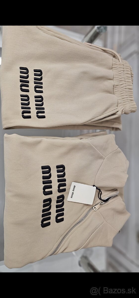 Tepláková súprava Miu - 7