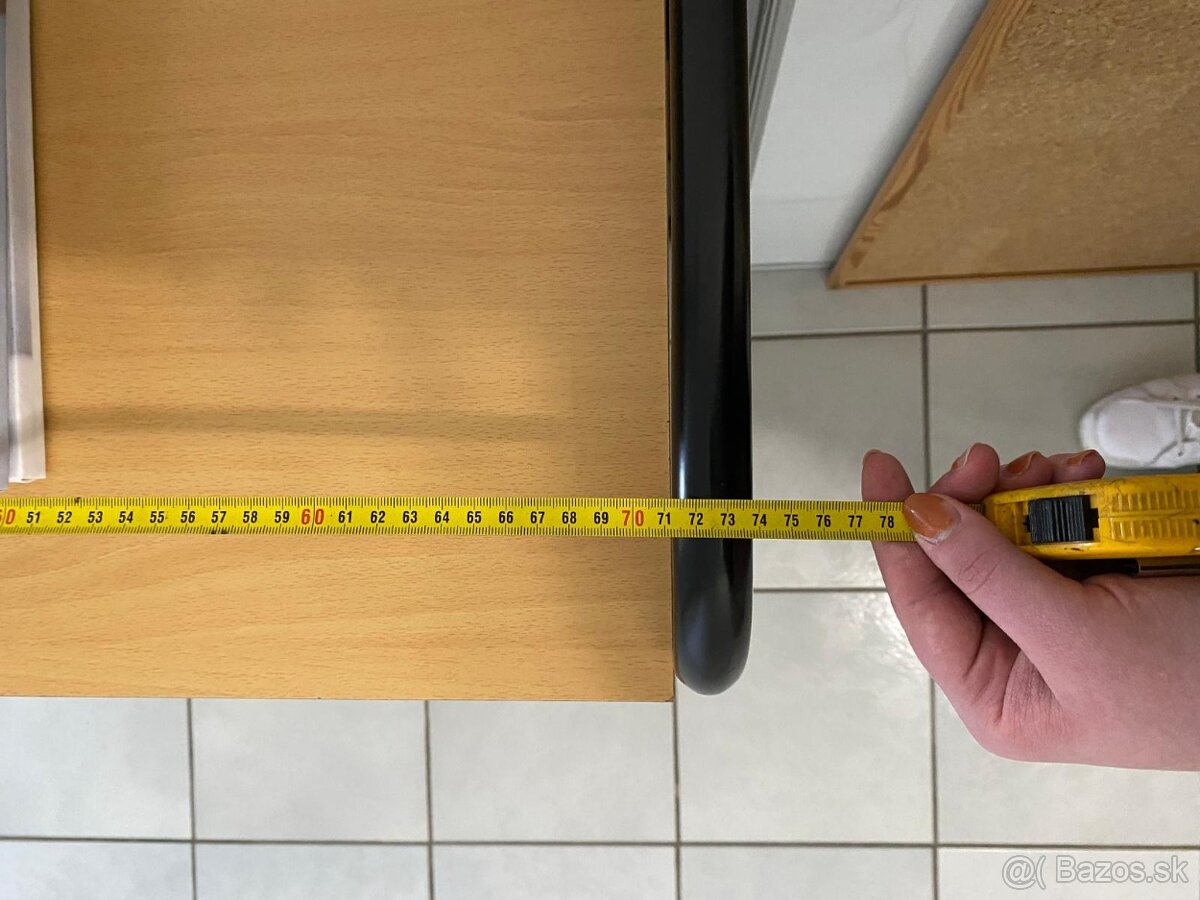 Lavice, stôl a stoličky - 7