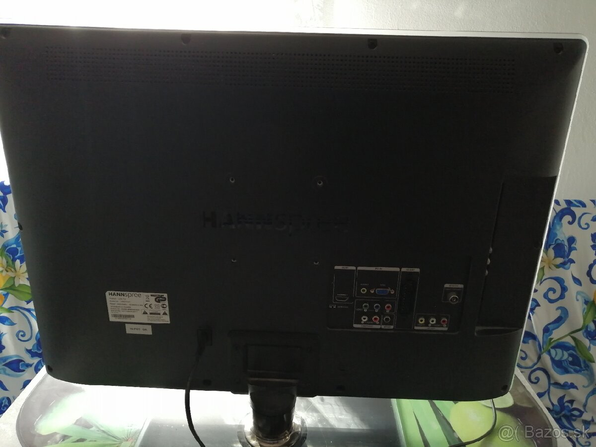 LCD TV HANNSPREE - 7