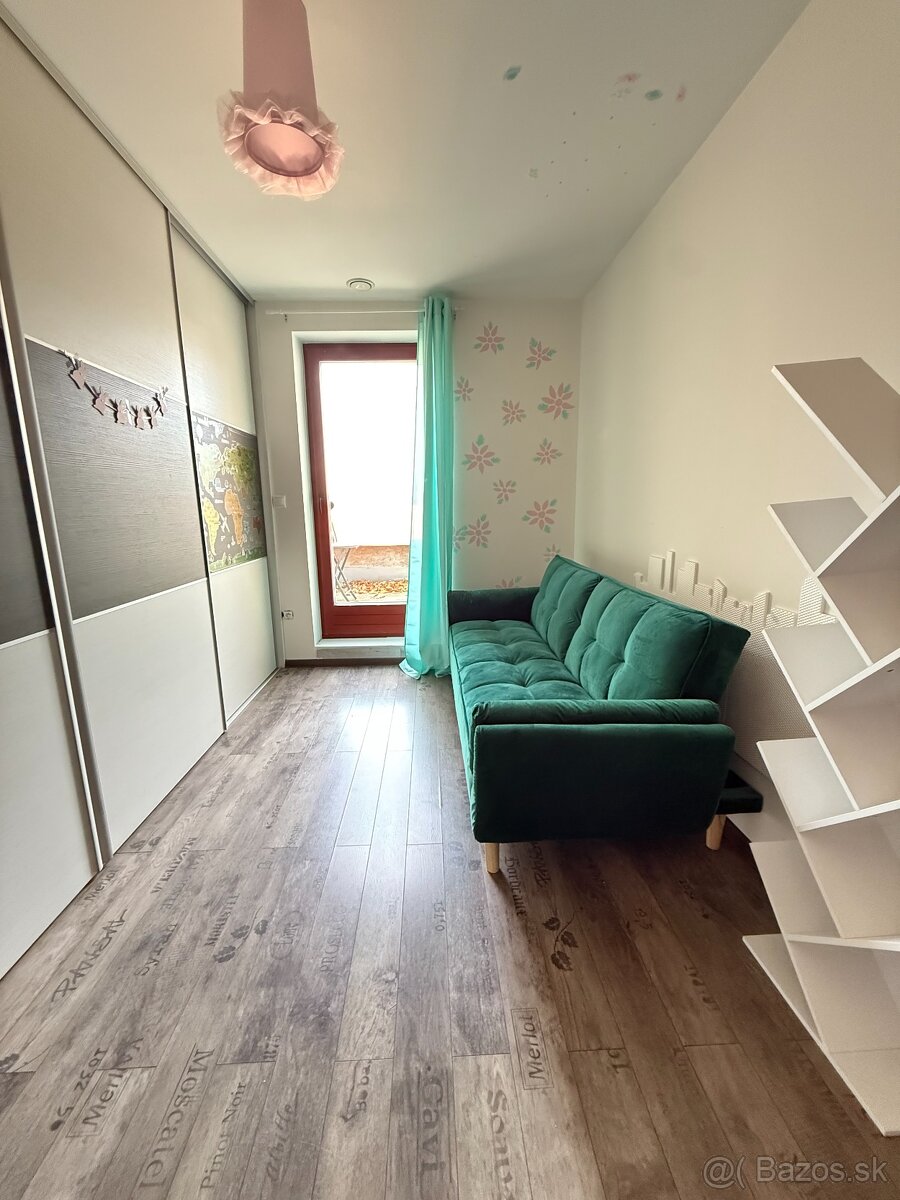 3-izbový byt s terasou, parkovaním vo dvore-Hegyeshalom - 7