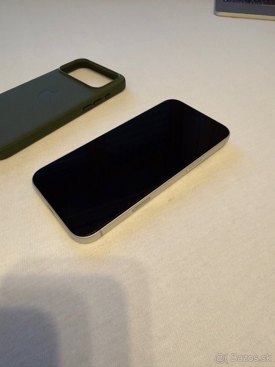 iPhone 17 Pro Max 256gb Silver - 7