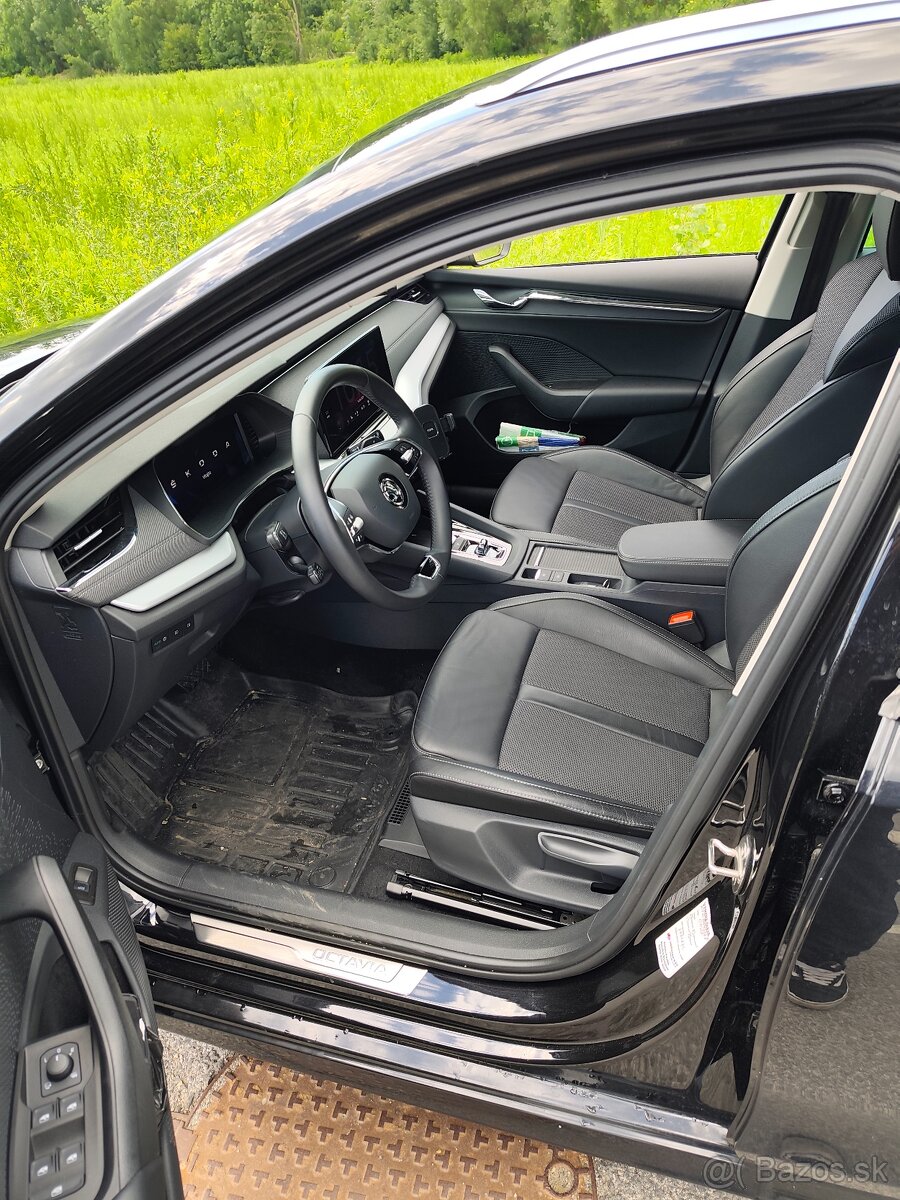 ŠKODA OCTAVIA COMBI - 4, 1.5 TSI e-TEC DSG 150 k – TOP STAV - 7