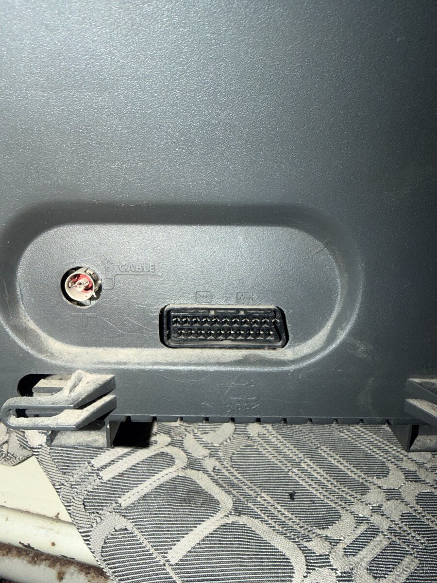 Funkčný CRT televízor Philips 55 cm (Model 21PT1542/58) - 7