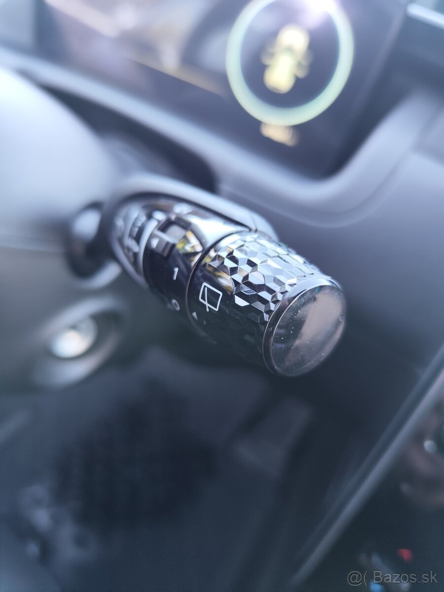 Hyundai Tucson NX4e - Family - 7